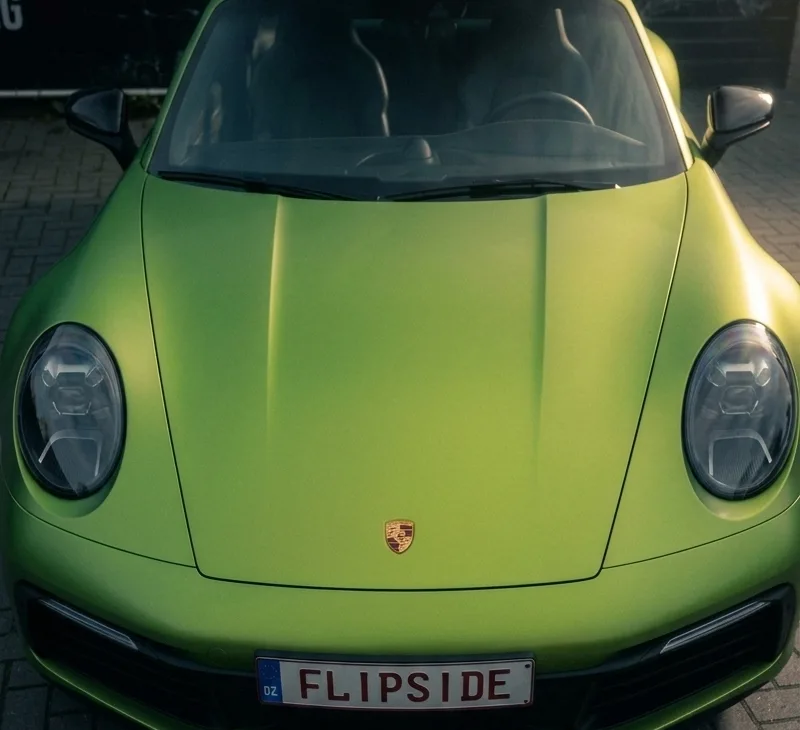 Porsche 911 green lime FLIPSIDE colour change wrap — Wrap My Ride Putte