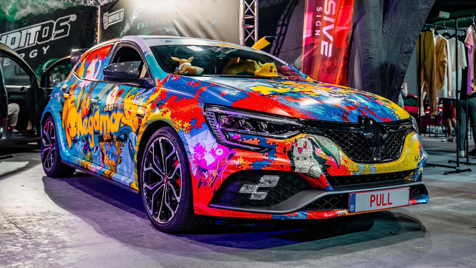 Renault Mégane RS colorful anime pop art livery wrap by Wrap My Ride